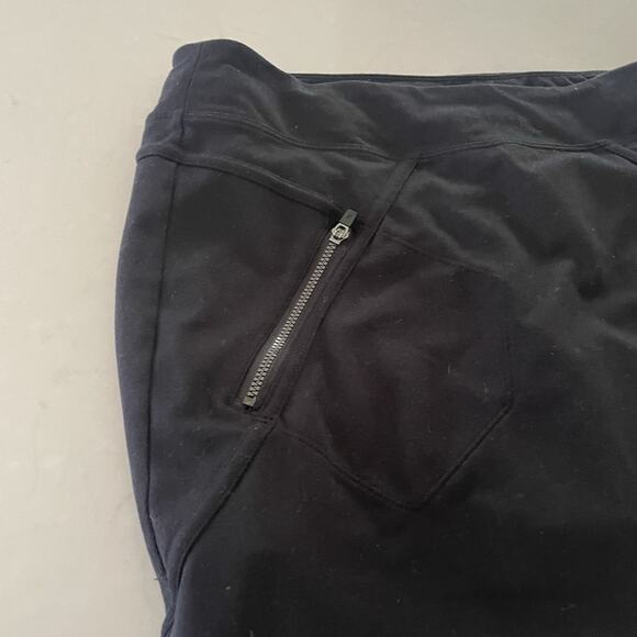 Athleta Trailside Skort - Picture 2 of 6